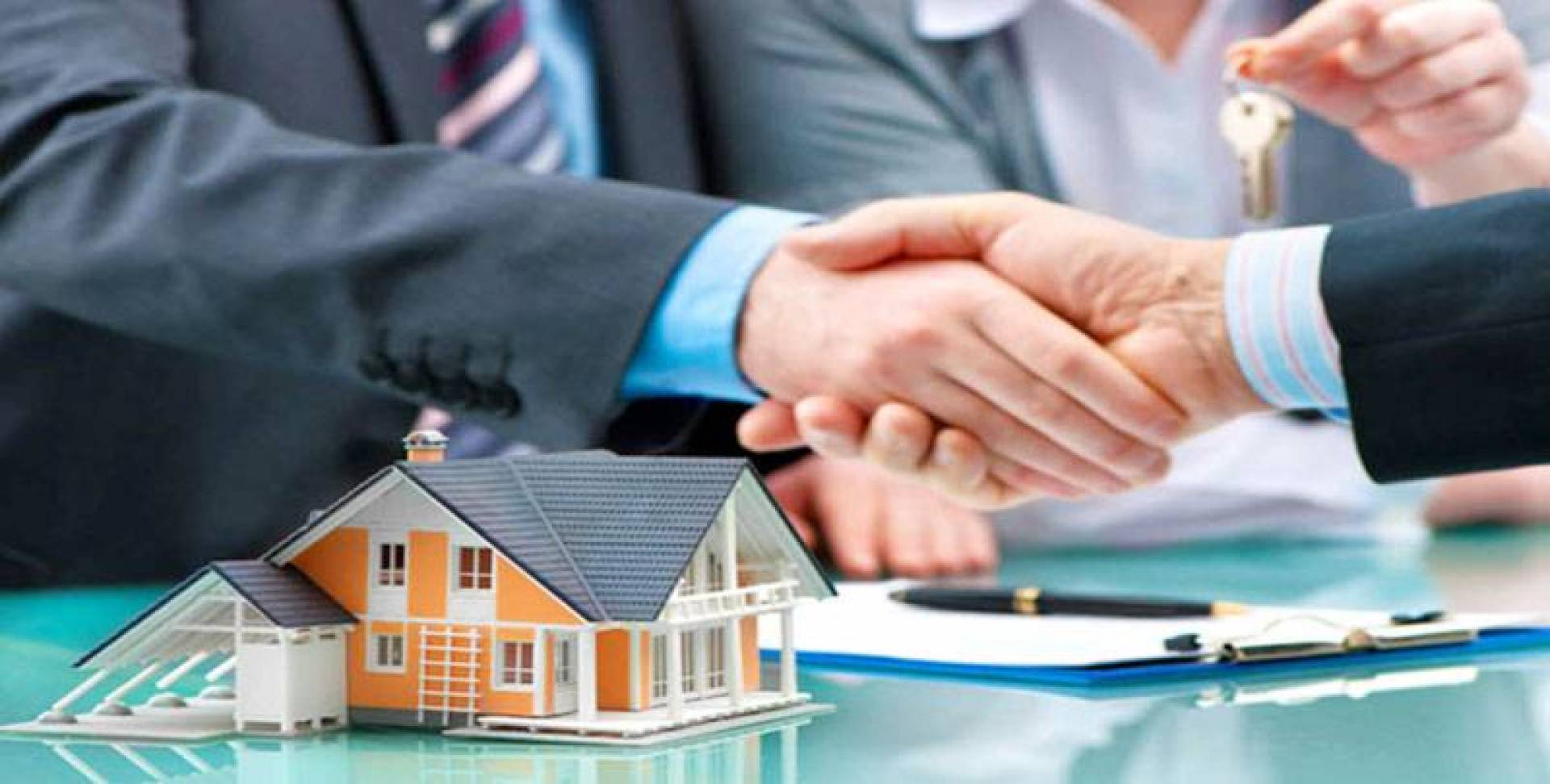 الوساطة العقارية