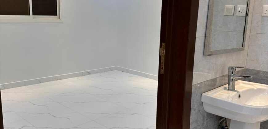 شقتين للبيع بحي الرمال